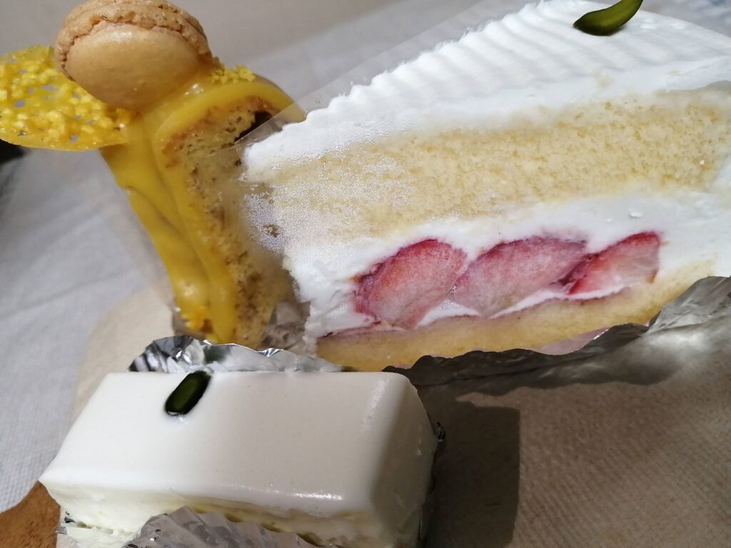 バナナ＆マンゴー ガトーフレーズ レアチーズケーキ